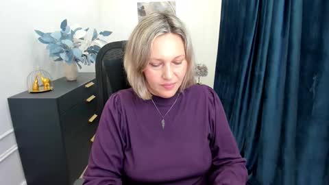 ninastarle online show from October 11, 6:18 am