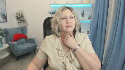 ninastarle online show from June 7, 4:41 am