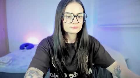 ninavolkov online show from February 5, 11:41 pm