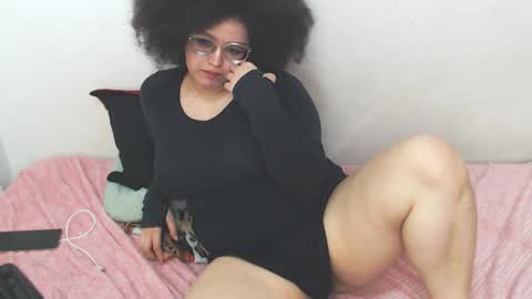 Doll independent model online show from November 29, 1:20 am