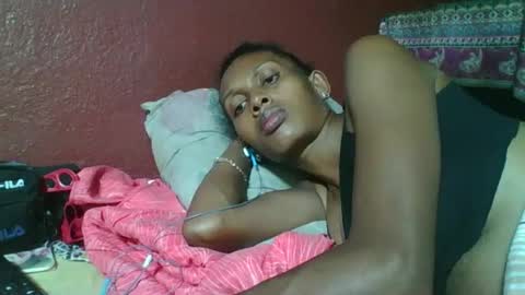 ninie246746 online show from February 25, 7:06 pm