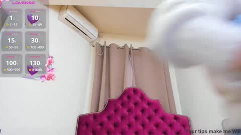 nina dee online show from February 10, 4:52 am