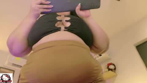 Nina online show from April 22, 12:35 pm