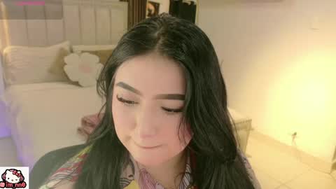 Nina online show from April 19, 12:16 pm