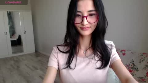 Niu online show from April 24, 12:52 pm