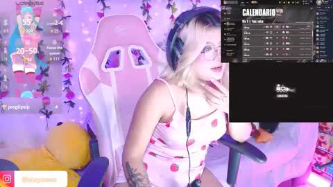 Nixy Sama online show from October 16, 12:02 am