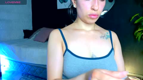 Noah  online show from April 26, 3:15 am