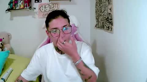 noah hehim    online show from March 1, 2:06 pm