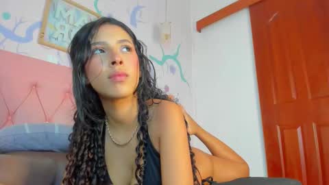 noahperezz online show from October 11, 3:33 am