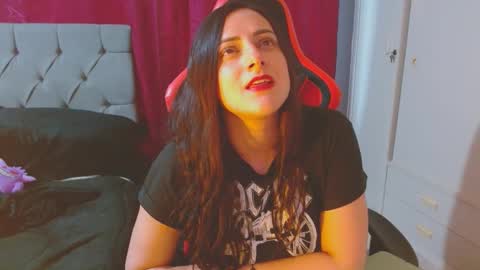 Snapshot of noamartin_ chatting on September 9, 11:04 pm Noamartin online show from September 9, 11:04 pm