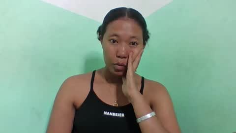 noellah online show from April 22, 5:26 am