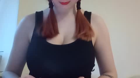 Lisa online show from April 25, 5:43 pm