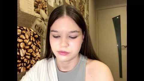 Abri online show from March 15, 2:52 pm