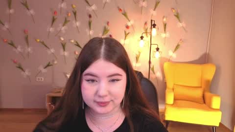 noirwhisper online show from April 23, 6:21 pm