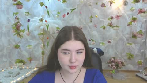 noirwhisper online show from April 26, 8:17 pm