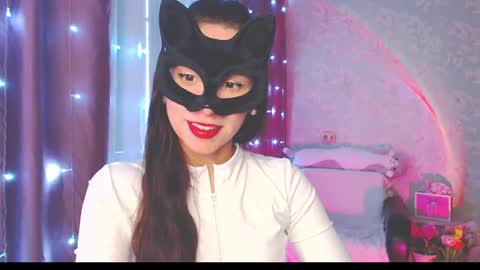 Snapshot of nonude_eva chatting on March 9, 11:47 am Send message when u here online show from March 9, 11:47 am