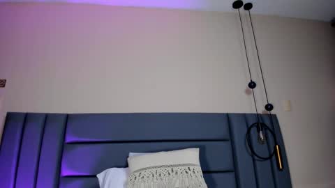 Nora Da Silva online show from April 25, 11:46 pm