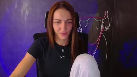 Snapshot of nora_n chatting on September 22, 10:19 pm Nora online show from September 22, 10:19 pm
