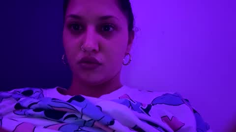NoraKiss1 online show from May 6, 9:41 pm
