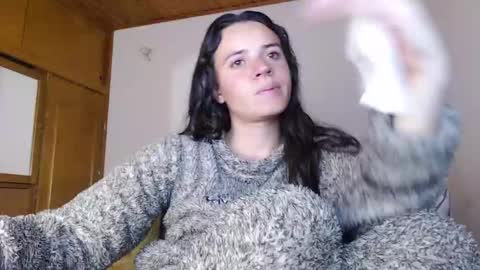 noreen_ online show from March 8, 11:19 pm