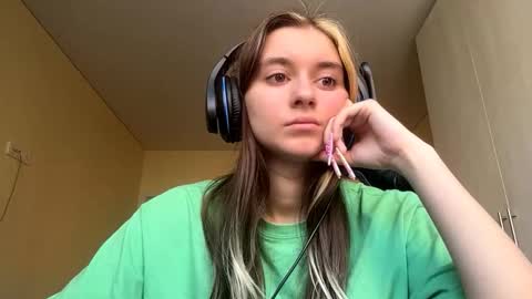 Elena online show from March 17, 7:01 am