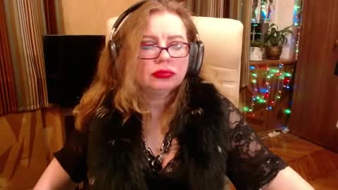miss Tress online show from March 21, 11:54 pm
