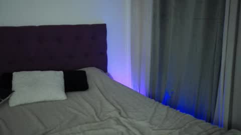 Tina online show from December 17, 12:05 am