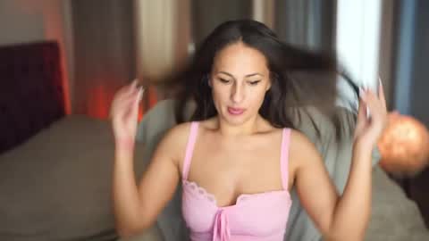 Tina online show from April 30, 4:28 am