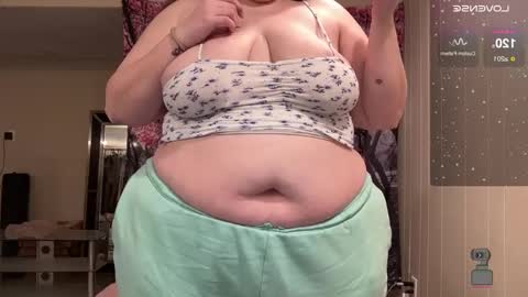 NotUrBabyMoms online show from February 26, 2:38 pm