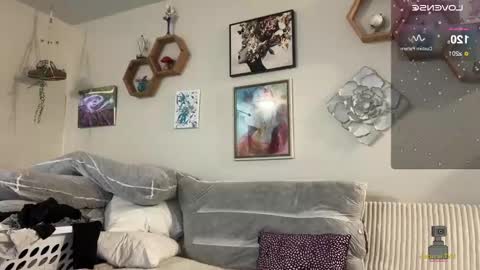 NotUrBabyMoms online show from December 16, 2:05 pm