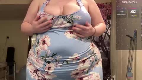 NotUrBabyMoms online show from March 8, 3:48 am