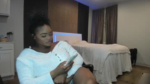 Snapshot of novacandy chatting on January 31, 6:24 am Nova online show from January 31, 6:24 am