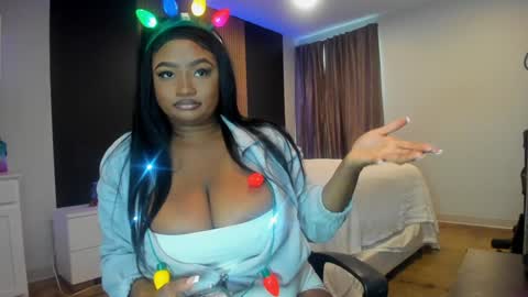 Snapshot of novacandy chatting on December 23, 12:46 am Nova online show from December 23, 12:46 am