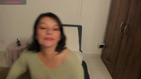 nuit_rose online show from April 25, 1:41 am