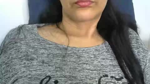 nuria1827021 online show from November 16, 7:36 pm