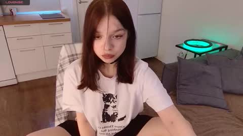 Snapshot of nya_babe chatting on October 26, 4:24 pm nya_babe online show from October 26, 4:24 pm