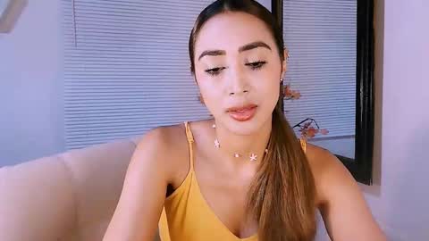 Nycole online show from January 15, 3:34 am