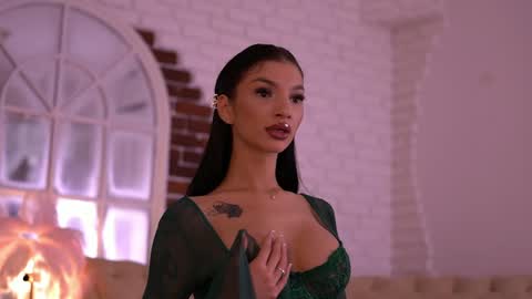 Nyssa online show from April 19, 6:10 pm