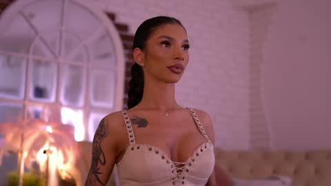 Nyssa online show from April 23, 5:04 pm