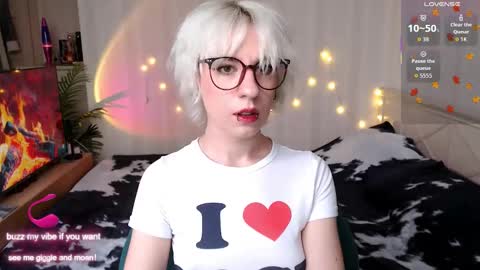 Moonlight online show from November 24, 9:55 am