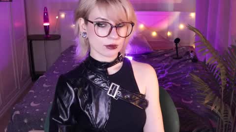 Moonlight online show from April 2, 8:56 am