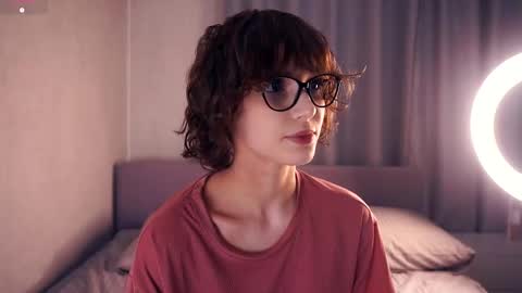 Thea online show from November 23, 6:42 pm