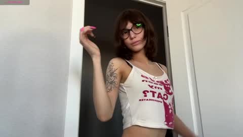 Thea online show from April 22, 4:42 am