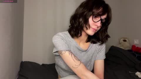 Thea online show from April 23, 12:29 pm