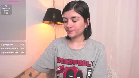 Snapshot of oh__holly chatting on February 25, 12:25 am Holly online show from February 25, 12:25 am