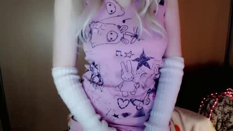 Milly online show from April 25, 5:54 pm