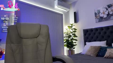 Emma online show from November 5, 1:33 am