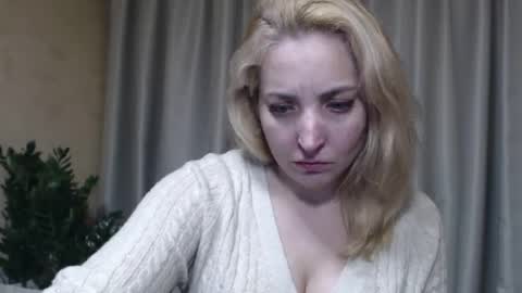 Mari online show from April 28, 3:16 pm