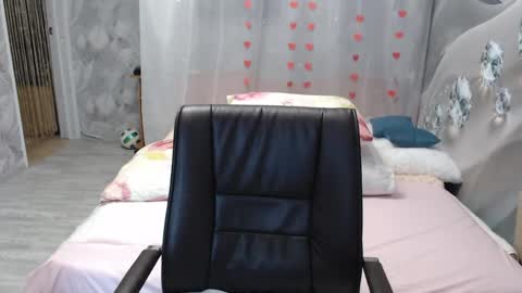 OlgaHottie online show from April 25, 11:57 pm