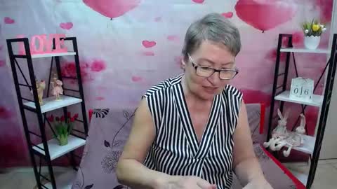 OlgaLuck online show from March 6, 8:31 am